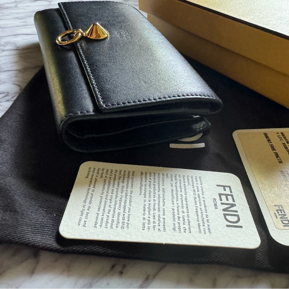Fendi Wallet - Picture 9 of 10